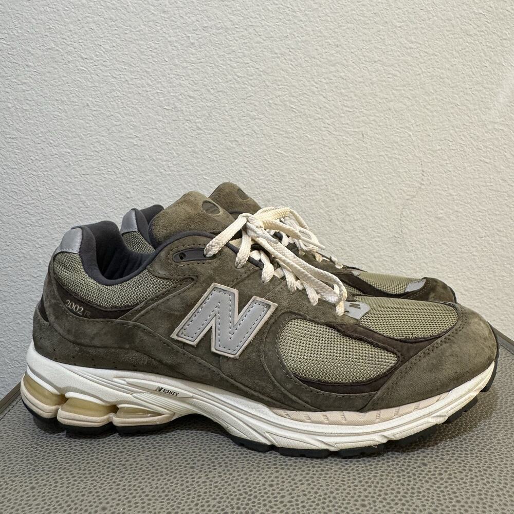 New Balance 2002R Dark Camo Rich Earth Mens Casual Shoes M2002RHN Sz 12